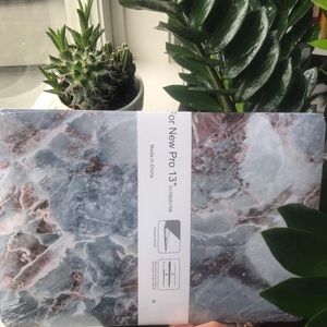 Marble MacBook New Pro 13” laptop case
